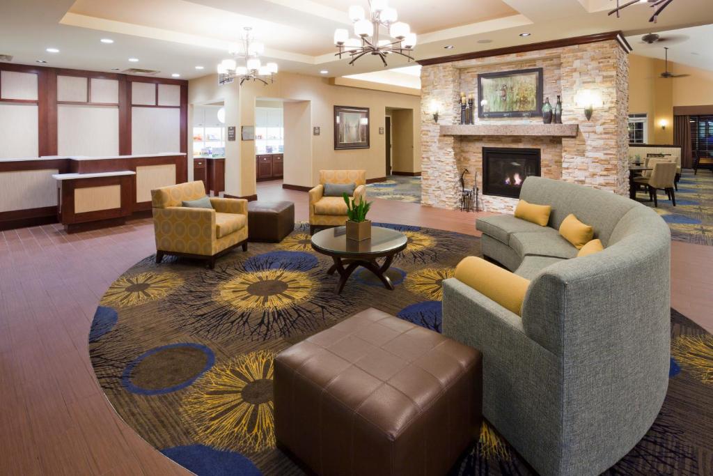 Homewood Suites New Brighton (Roseville) 