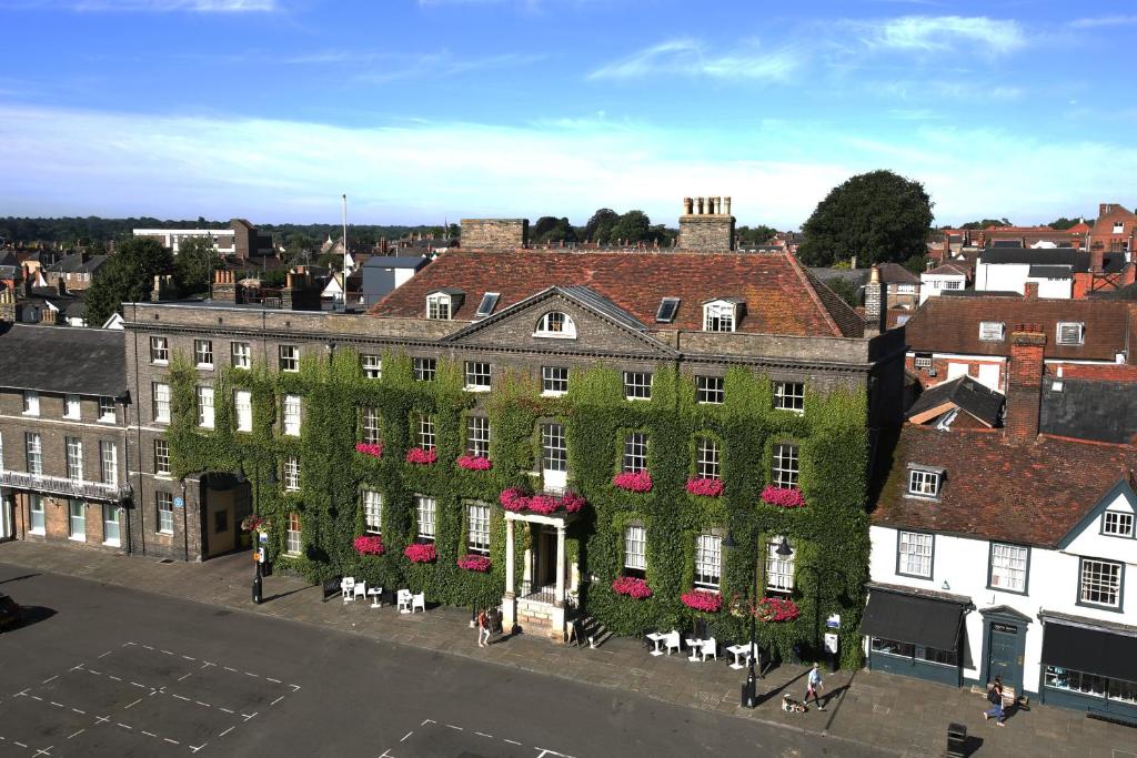 Angel Hotel (Bury Saint Edmunds) 