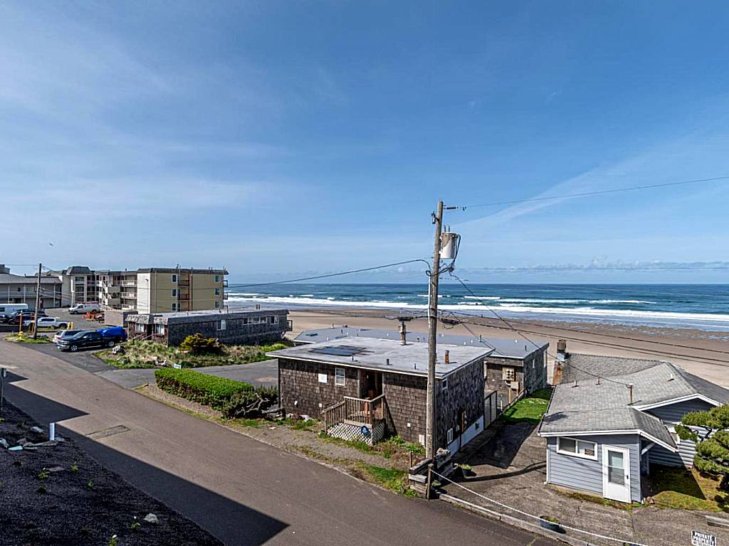 Surftides Plaza Rentals (Lincoln City) 