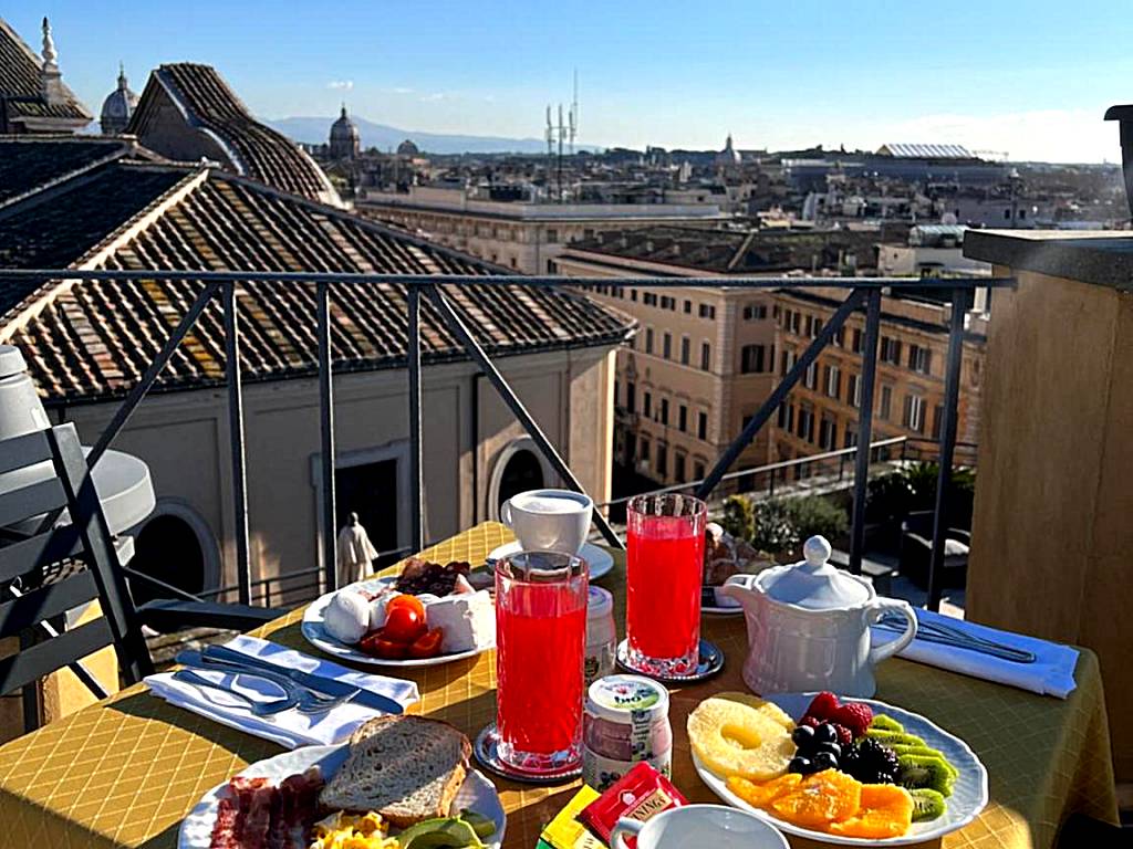 Navona Queen Rooftop