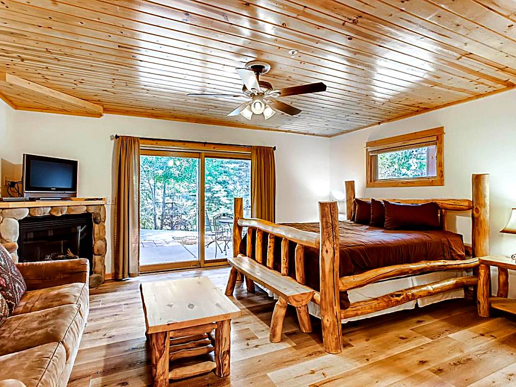 Estes Park Condos: Three-Bedroom Suite (Estes Park) 