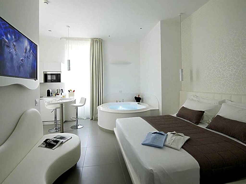 Mia Aparthotel: Apartment with Spa Bath