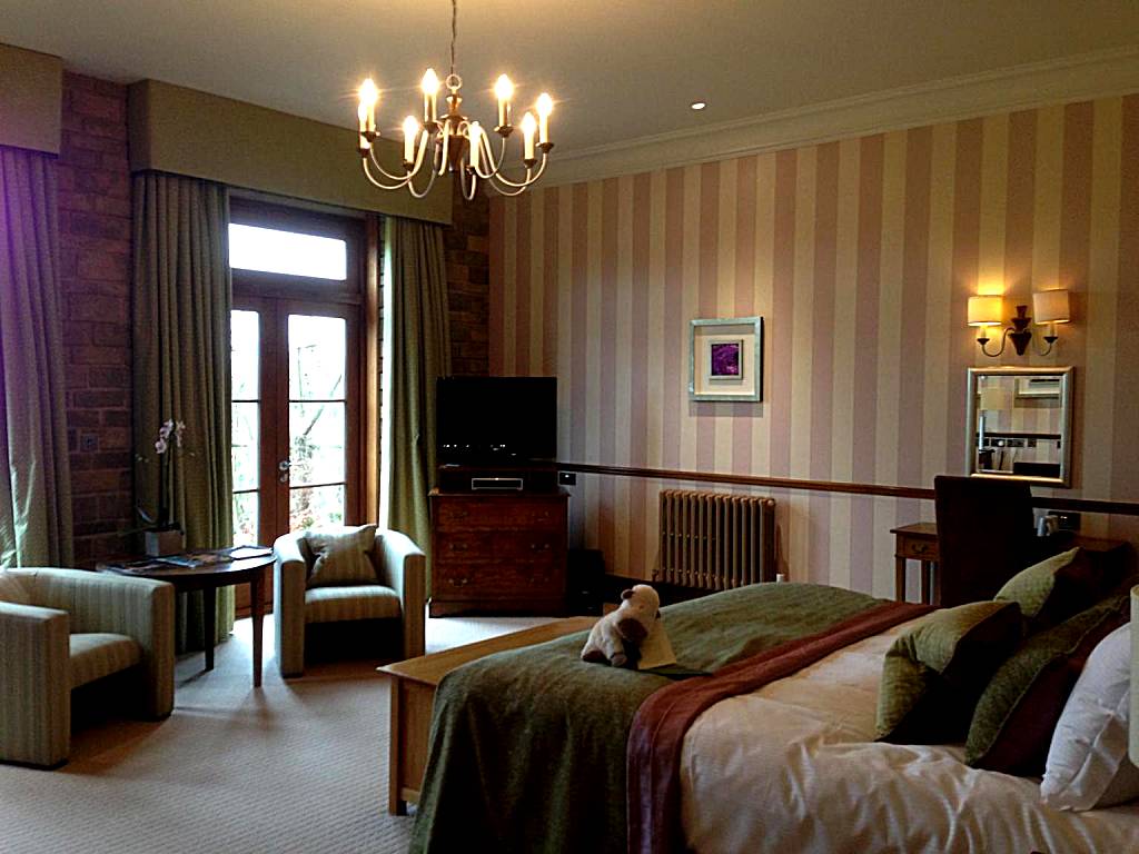 South Lodge: Plush Junior Suite with a View (Lower Beeding) 