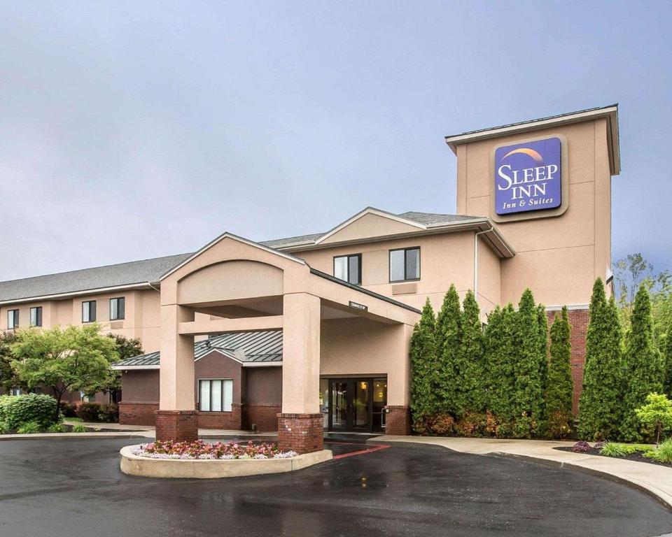 Sleep Inn & Suites Queensbury - Lake George