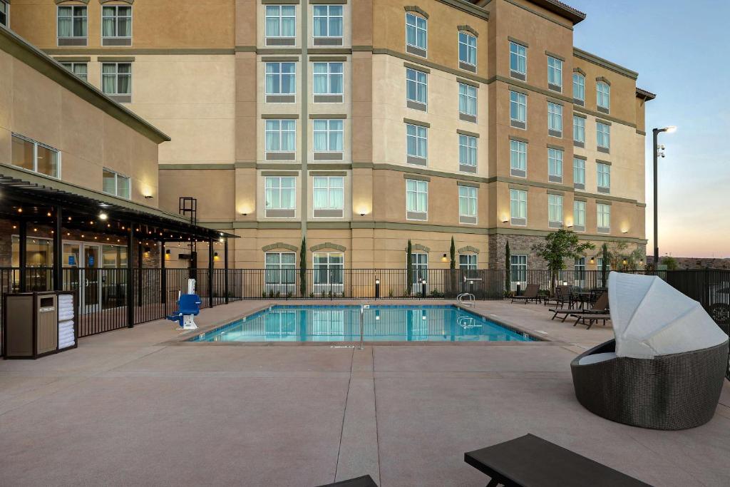 Homewood Suites By Hilton Santa Clarita/Valencia, Ca