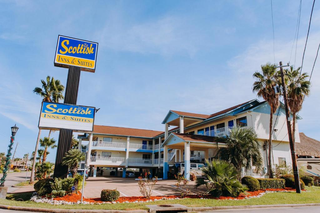 Scottish Inn & Suites - Kemah Boardwalk