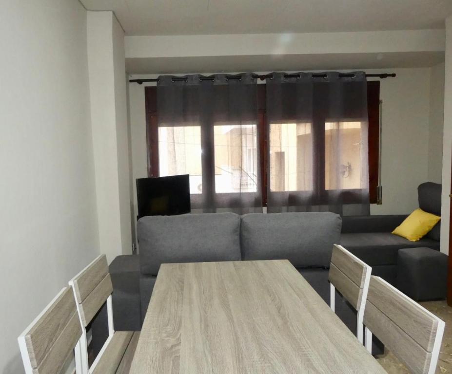 APARTAMENT Encantador al Centre de Vic APTGARBI