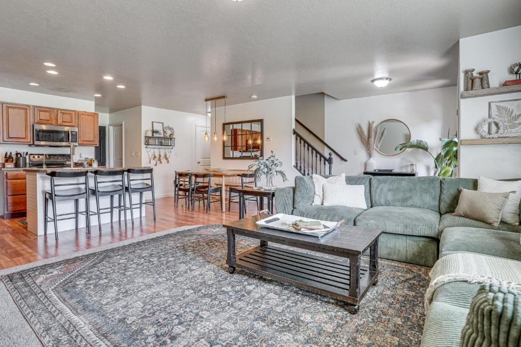 Spanish Fork Retreat with Smart TVs Near Trails!